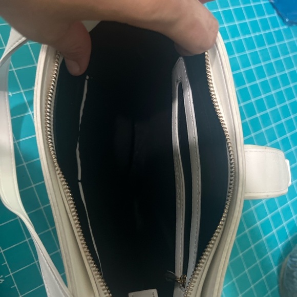 Sassy Jones white fan print shoulder bag - Picture 4 of 14